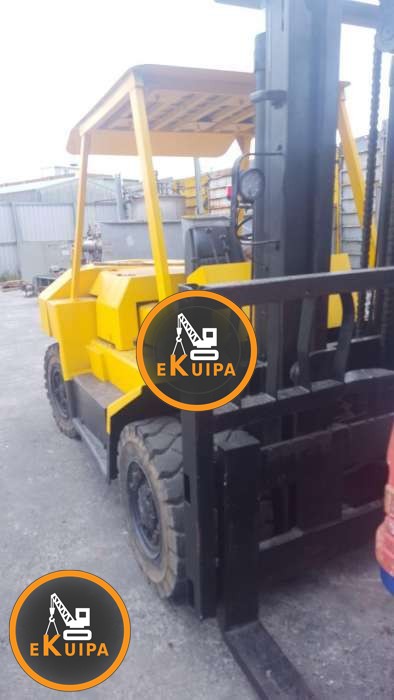Tcm Forklift 7ton Marketplace For Heavy Equipment Machinery Buy Sell
